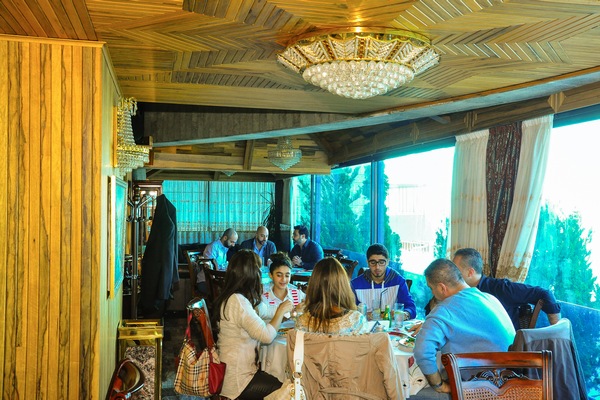 Sunday Buffet at Bay Lodge